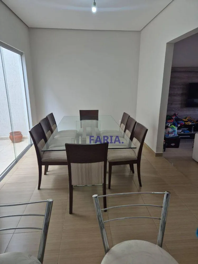 Casa, 3 quartos, 220 m² - Foto 8