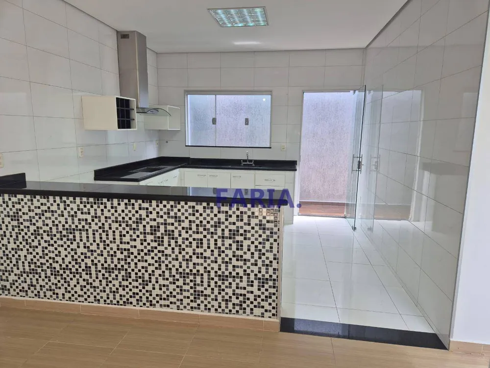 Casa, 3 quartos, 220 m² - Foto 7