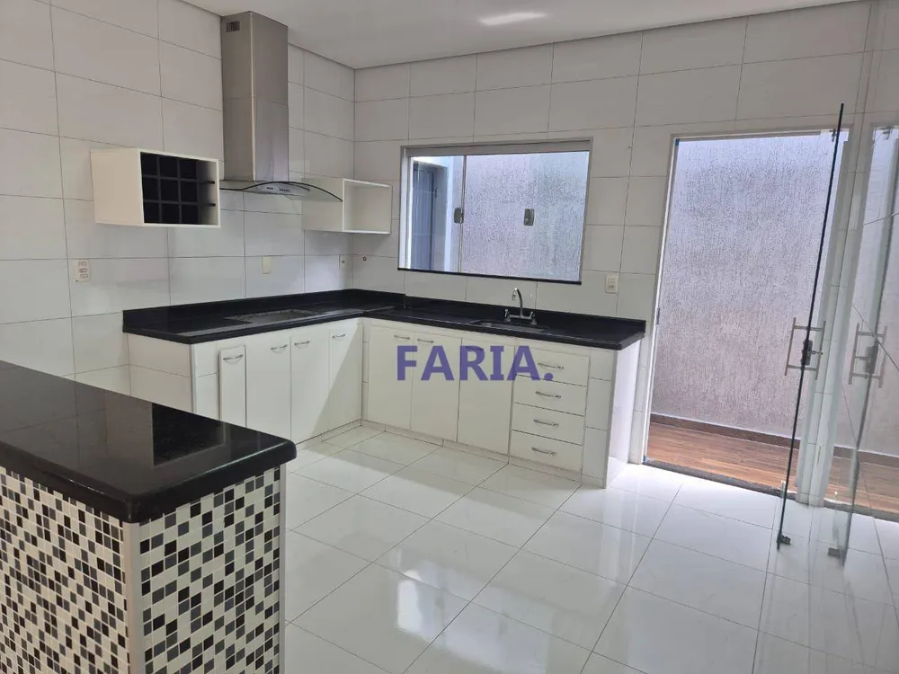Casa, 3 quartos, 220 m² - Foto 5