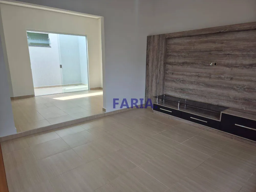 Casa, 3 quartos, 220 m² - Foto 3