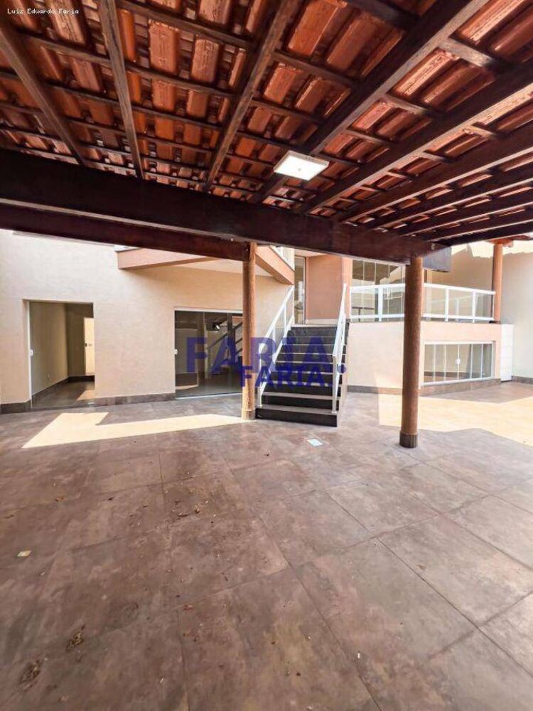 Casa, 2 quartos, 260 m² - Foto 4