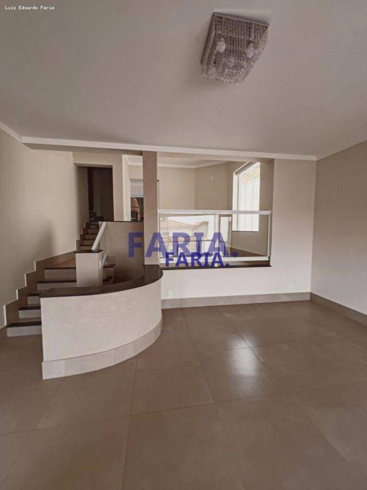 Casa, 2 quartos, 260 m² - Foto 3