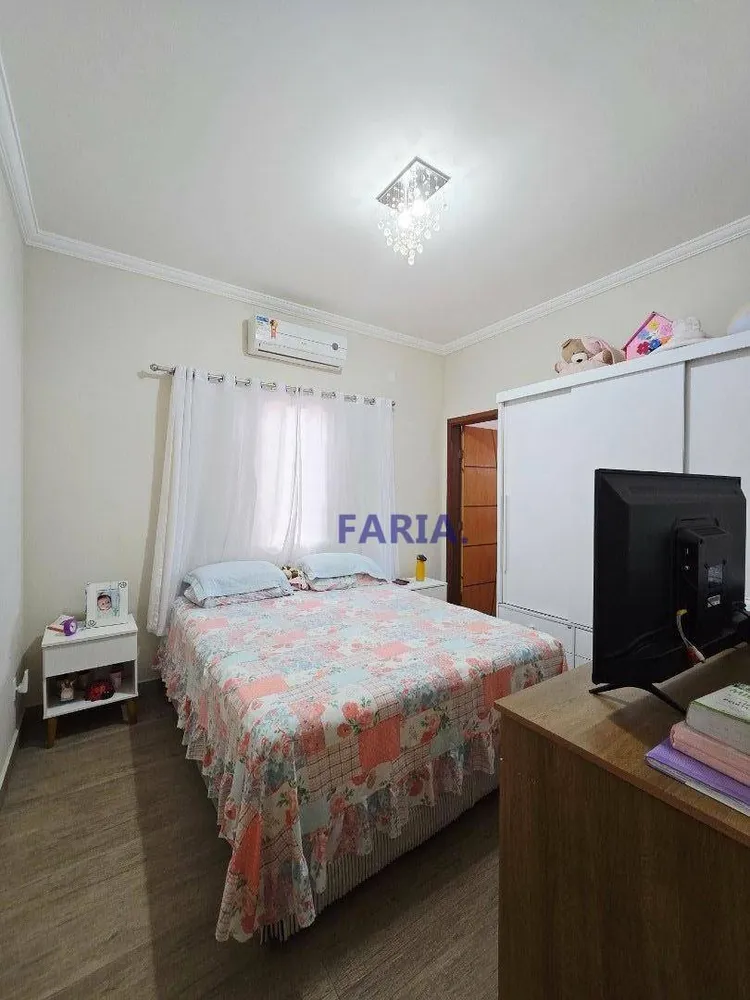 Casa, 3 quartos, 200 m² - Foto 8