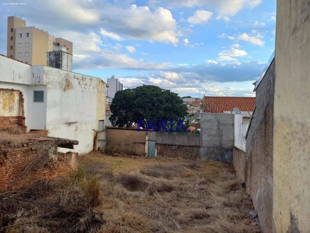 Terreno, 299 m² - Foto 1