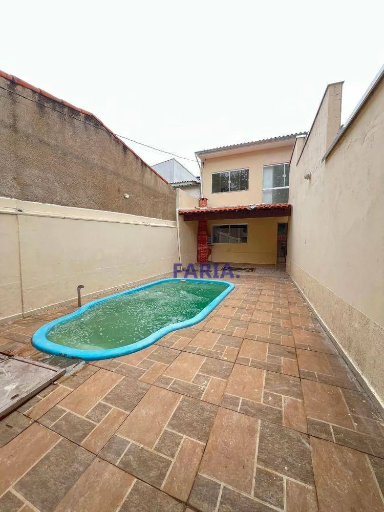 Casa, 3 quartos, 128 m² - Foto 2