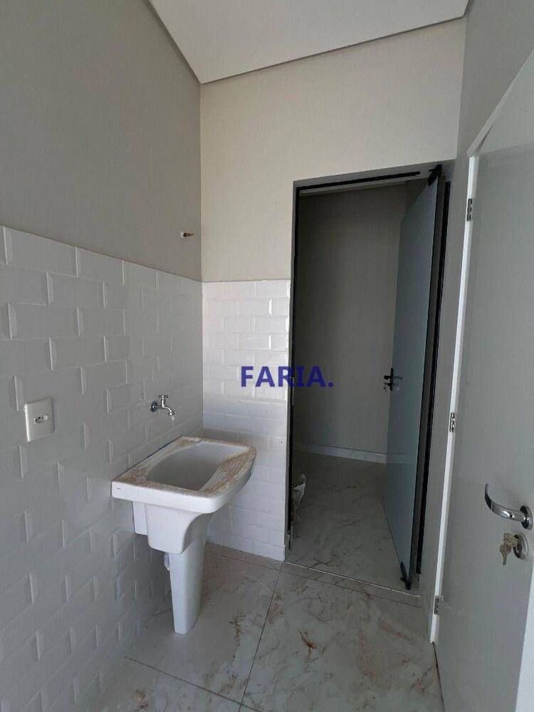 Casa, 3 quartos, 164 m² - Foto 1