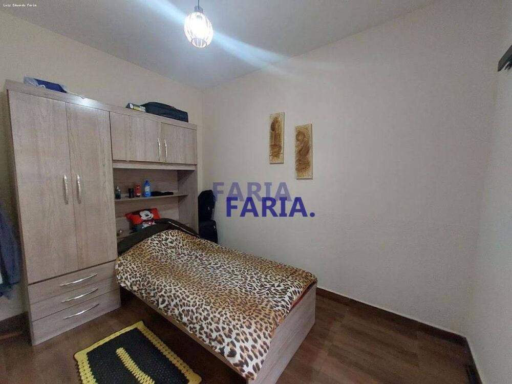 Casa à venda com 3 quartos, 90m² - Foto 6