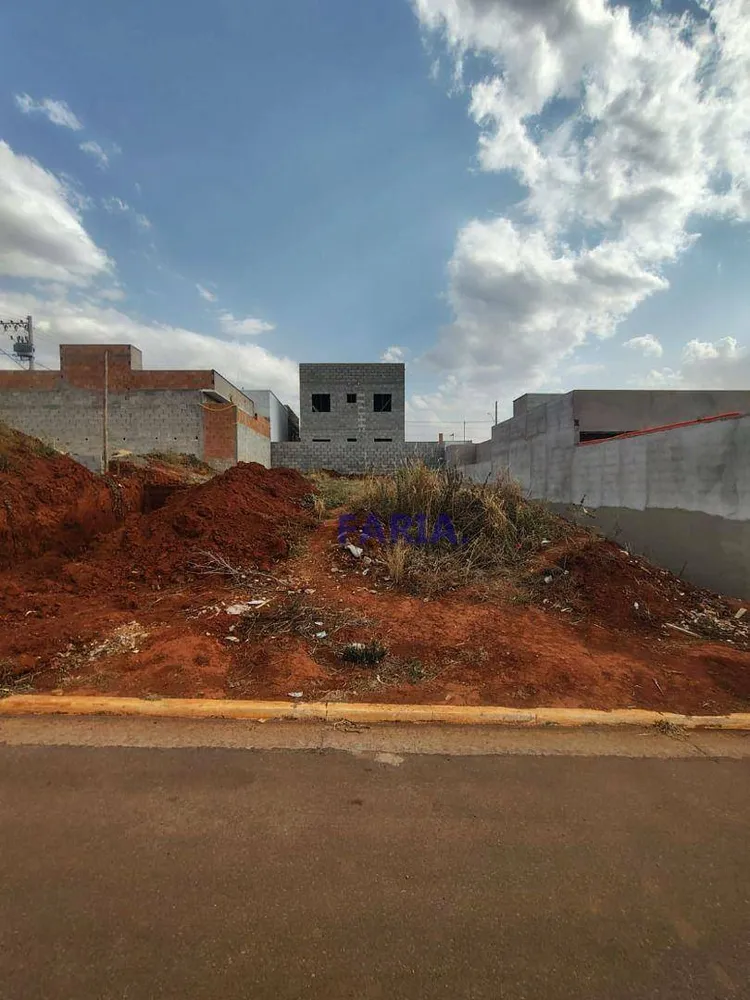 Terreno, 258 m² - Foto 1