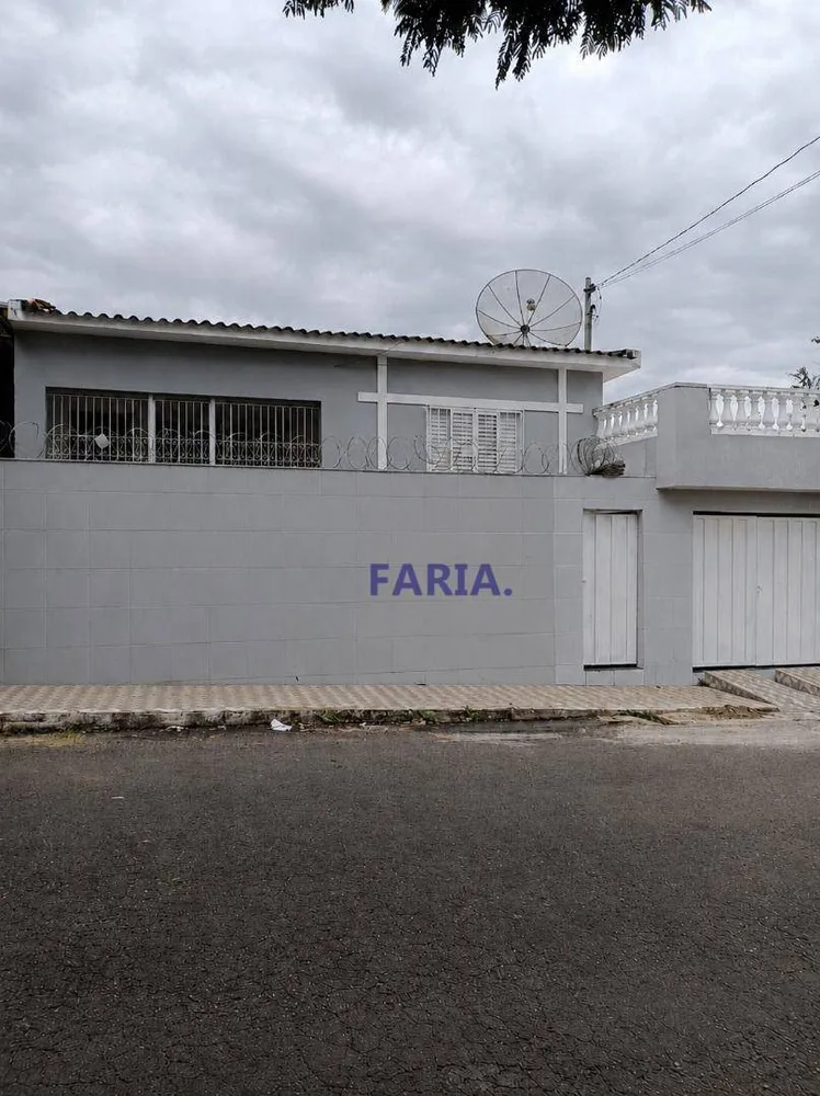 Casa, 3 quartos, 96 m² - Foto 1