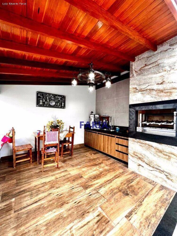 Casa de Condomínio à venda com 5 quartos, 400m² - Foto 6