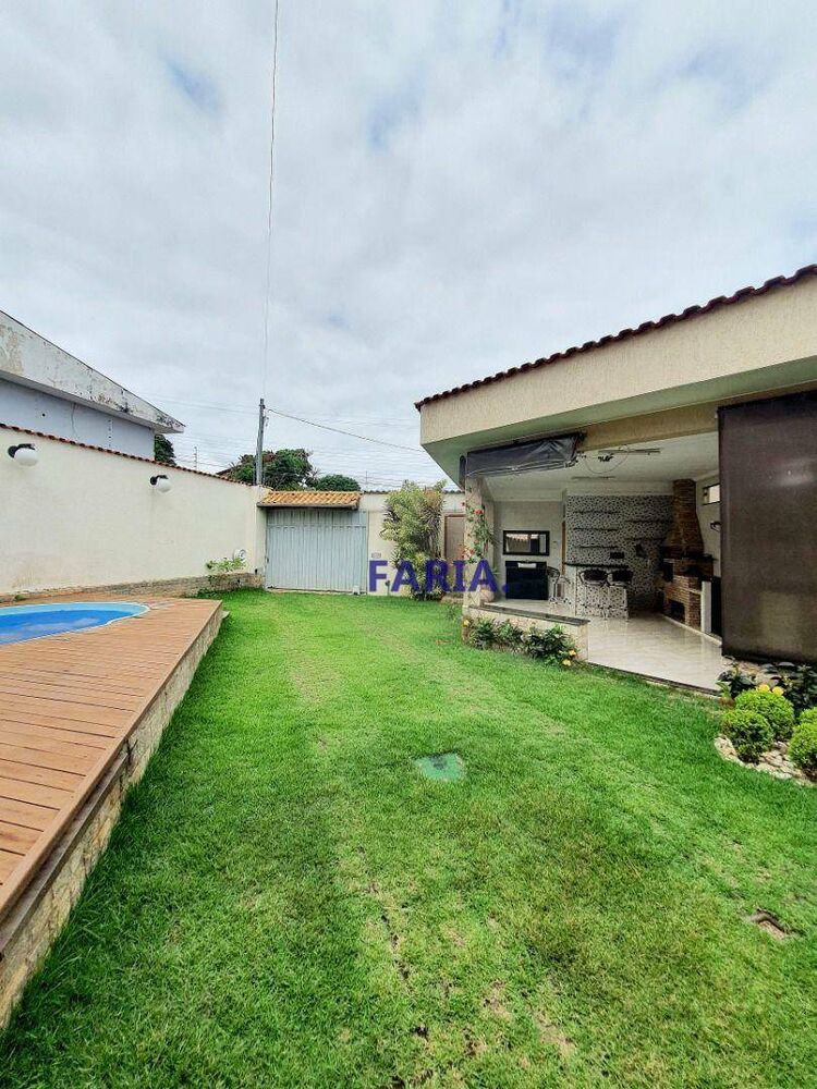Casa à venda com 3 quartos, 200m² - Foto 4