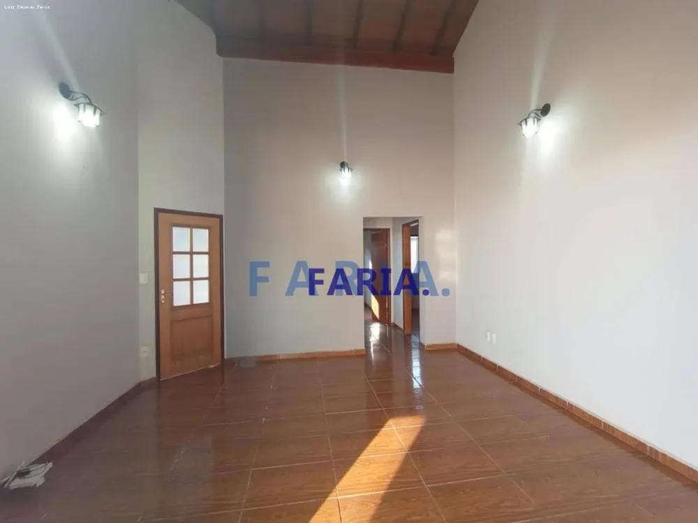 Casa, 2 quartos, 180 m² - Foto 4