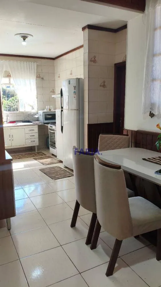 Casa, 5 quartos, 280 m² - Foto 2