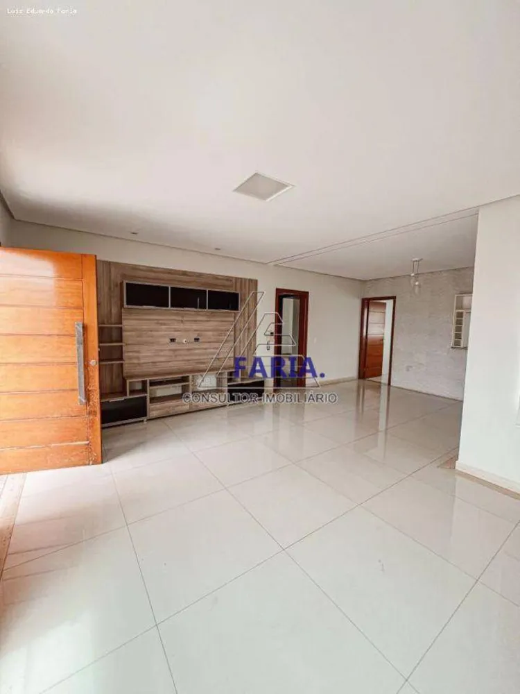 Casa, 3 quartos, 240 m² - Foto 5