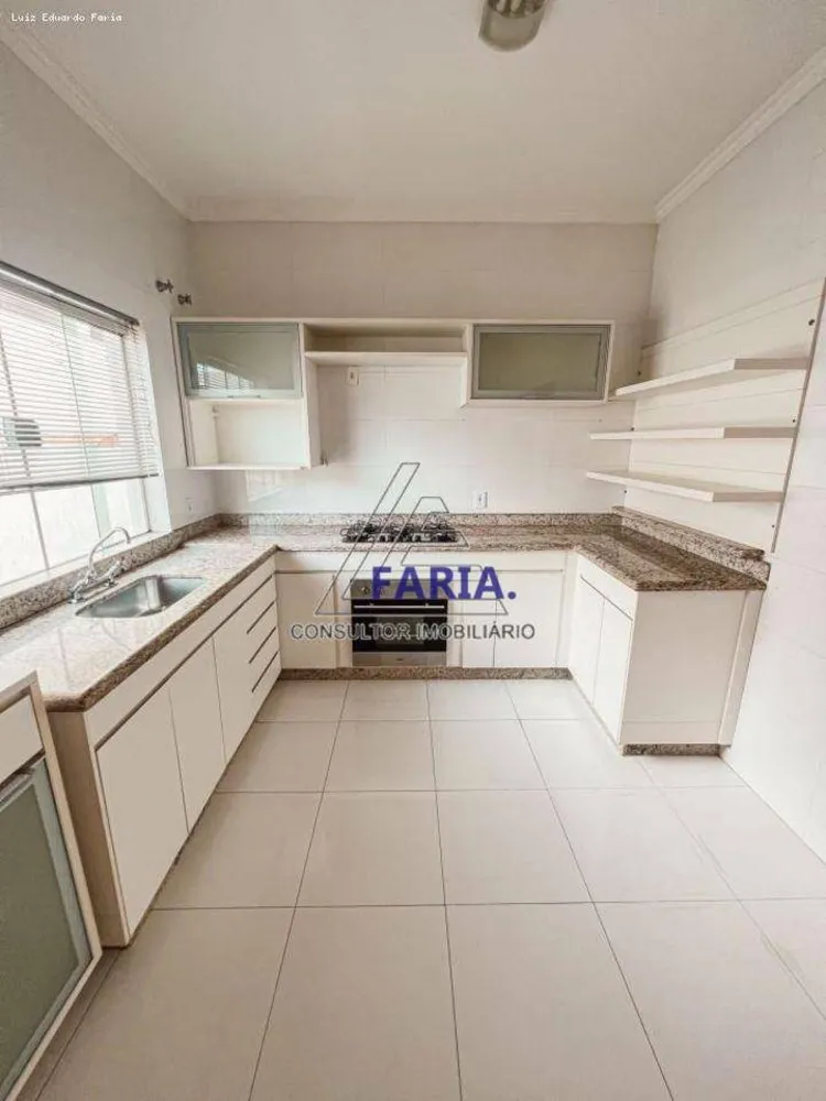 Casa, 3 quartos, 240 m² - Foto 7