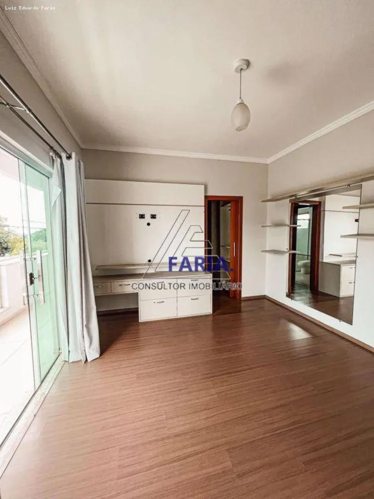 Casa, 3 quartos, 240 m² - Foto 10