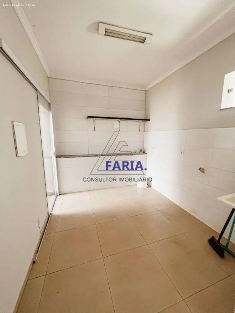 Casa, 3 quartos, 240 m² - Foto 15