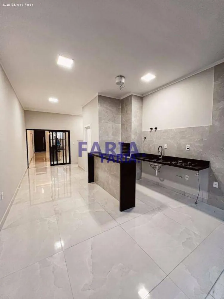 Casa, 3 quartos, 204 m² - Foto 3
