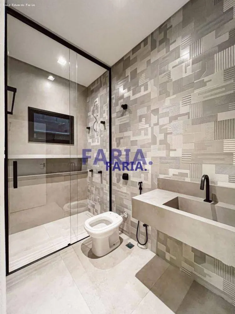 Casa, 3 quartos, 204 m² - Foto 4