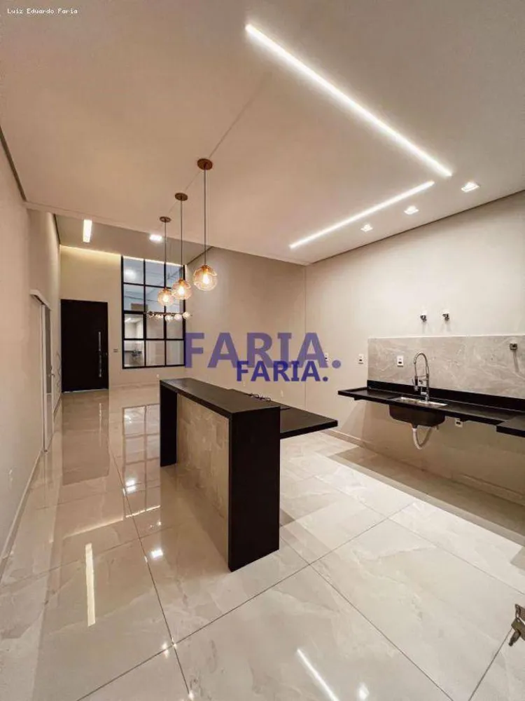 Casa, 3 quartos, 204 m² - Foto 4
