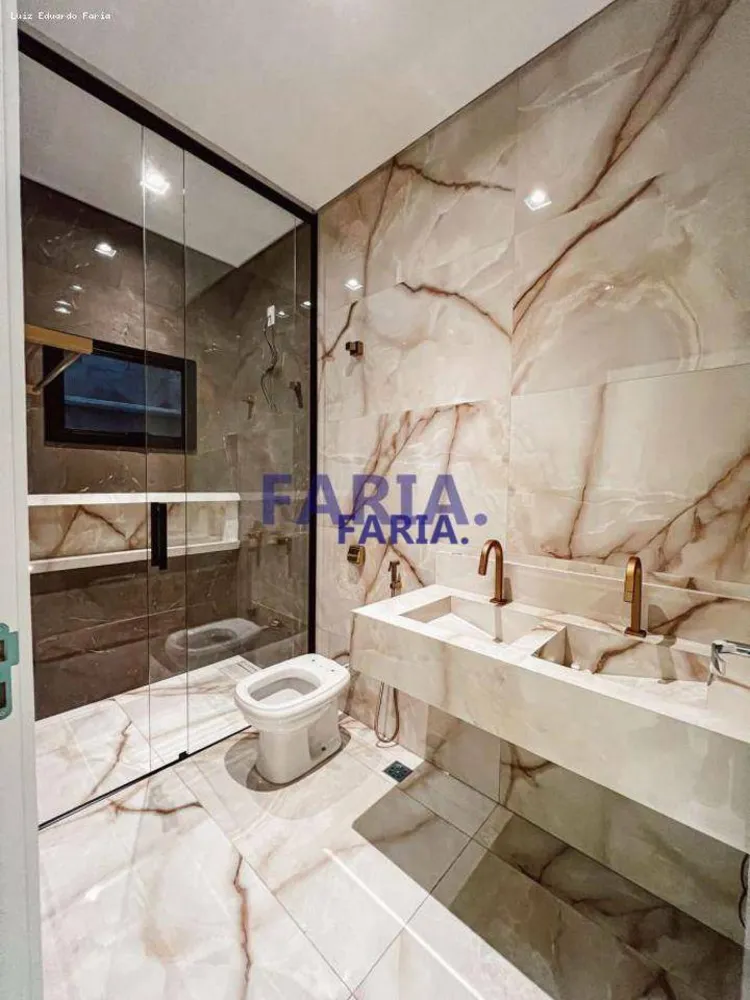 Casa, 3 quartos, 204 m² - Foto 8