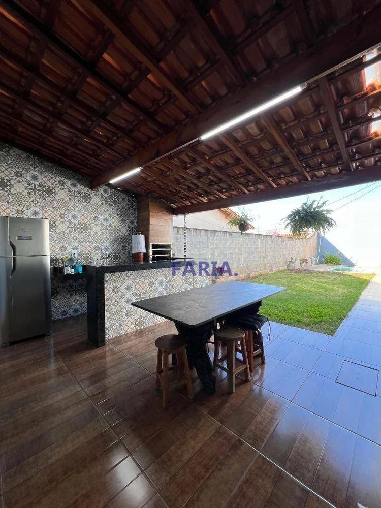 Casa, 3 quartos, 170 m² - Foto 2