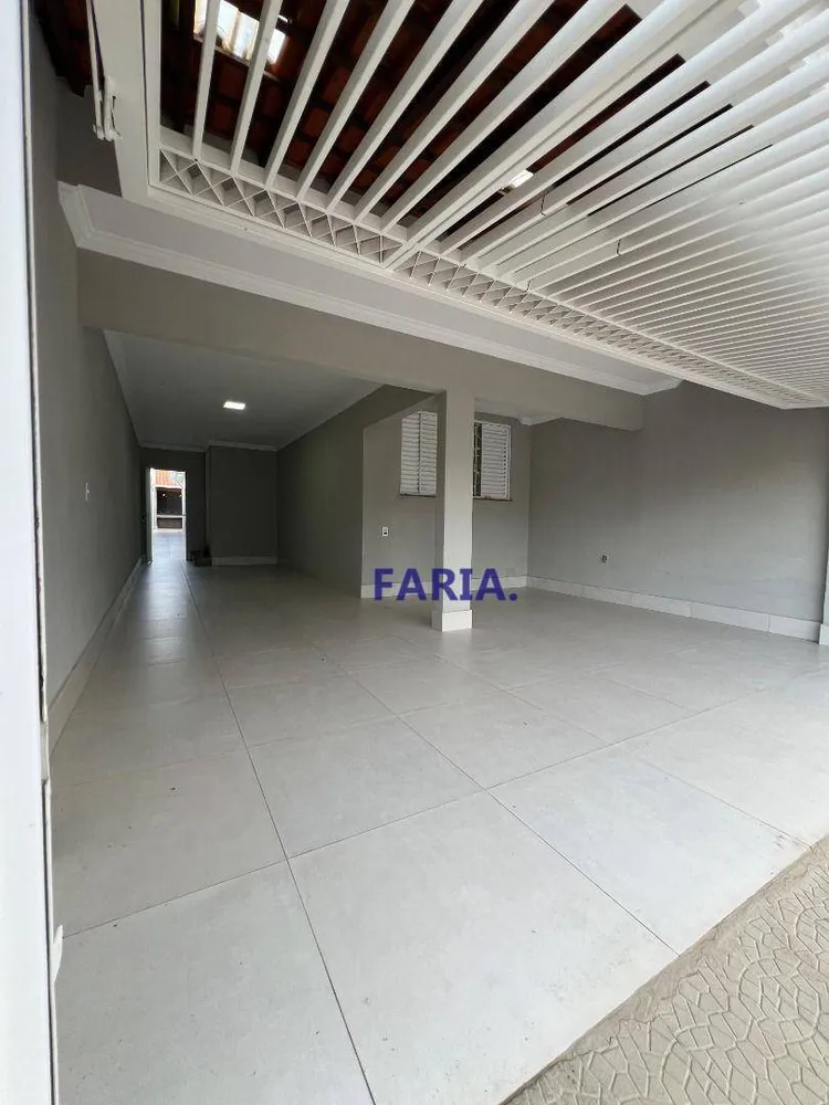Casa, 2 quartos, 180 m² - Foto 2
