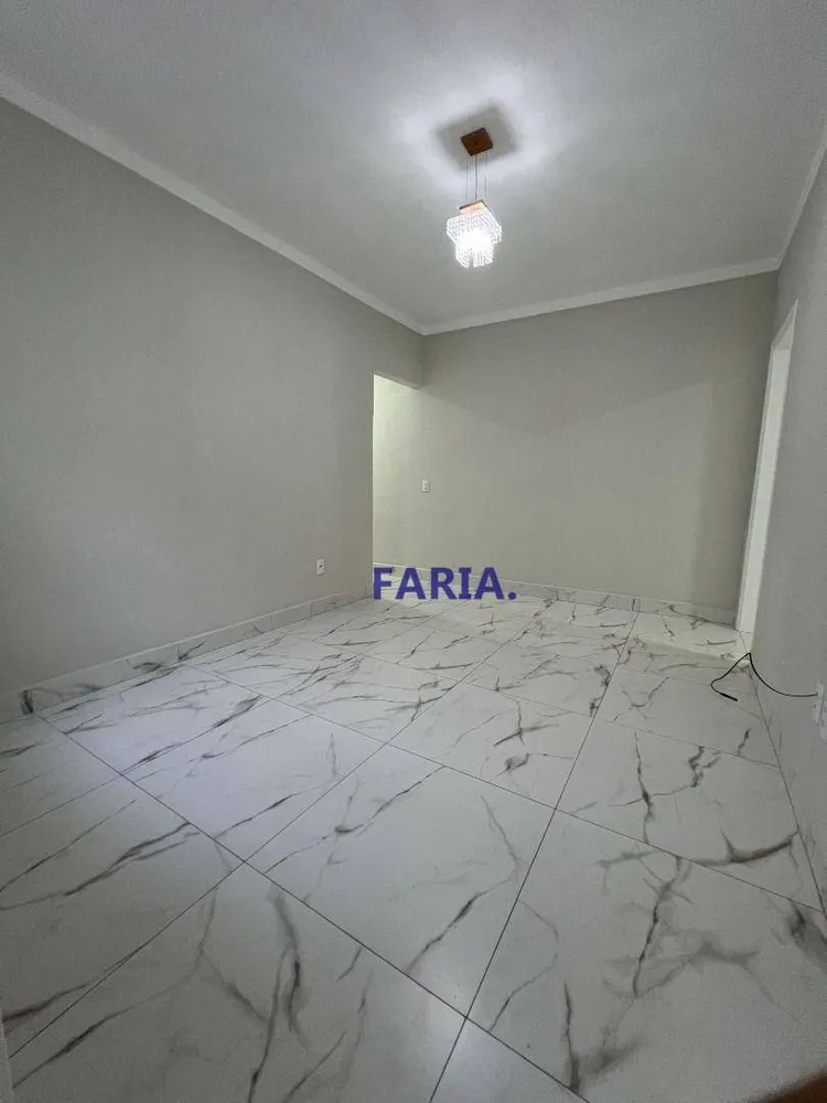 Casa, 2 quartos, 180 m² - Foto 3