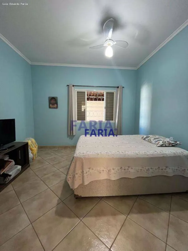 Casa, 4 quartos, 230 m² - Foto 9