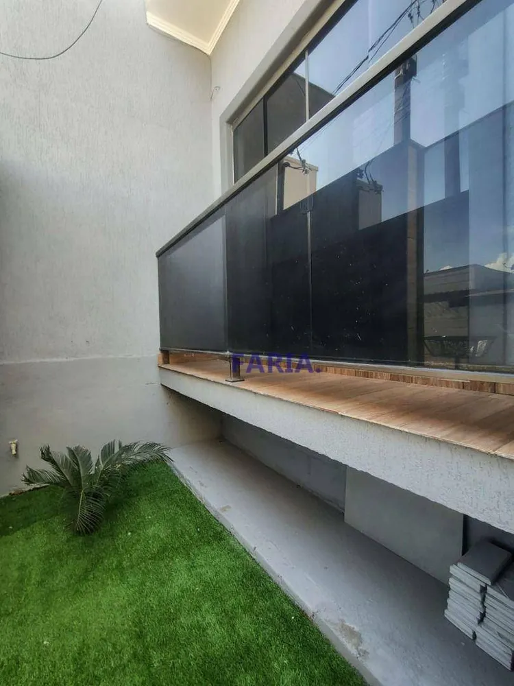 Casa, 3 quartos, 228 m² - Foto 3