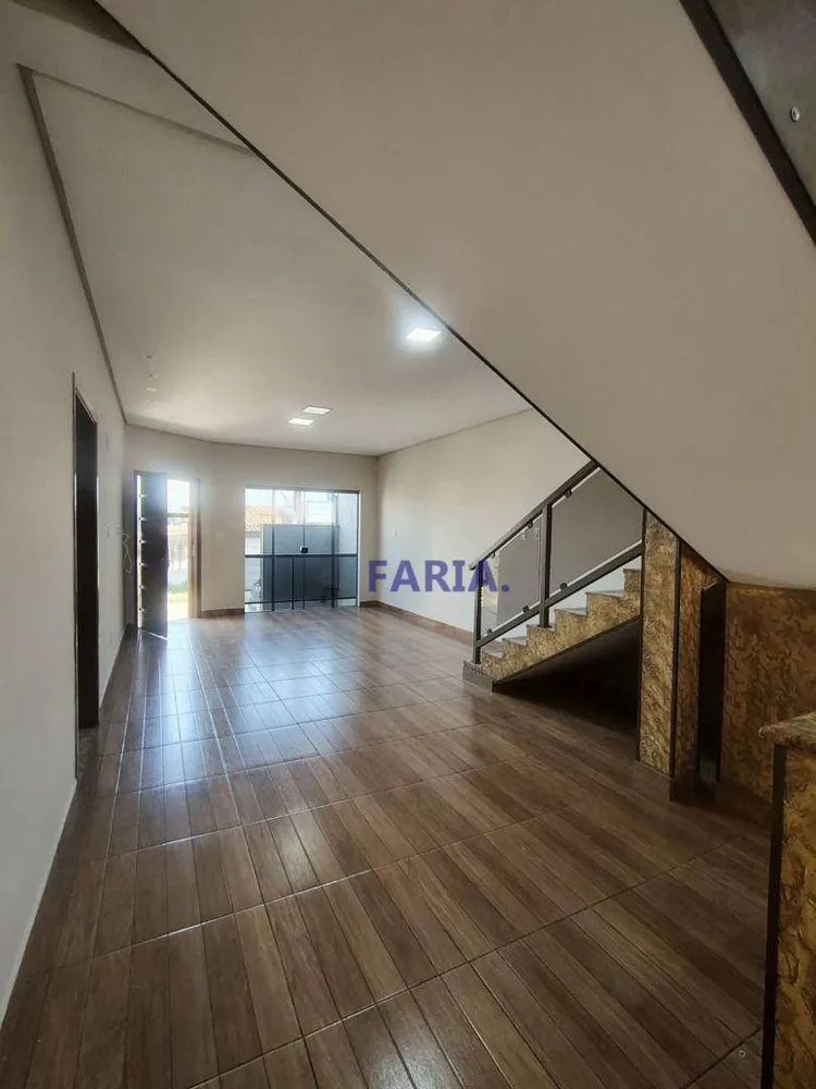 Casa, 3 quartos, 228 m² - Foto 9