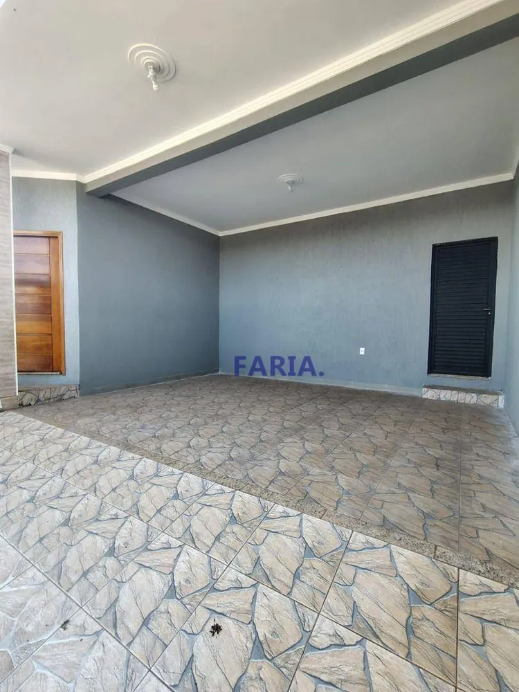 Casa, 3 quartos, 228 m² - Foto 2