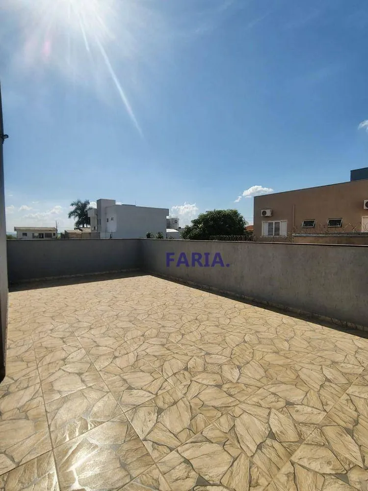 Casa, 3 quartos, 228 m² - Foto 16