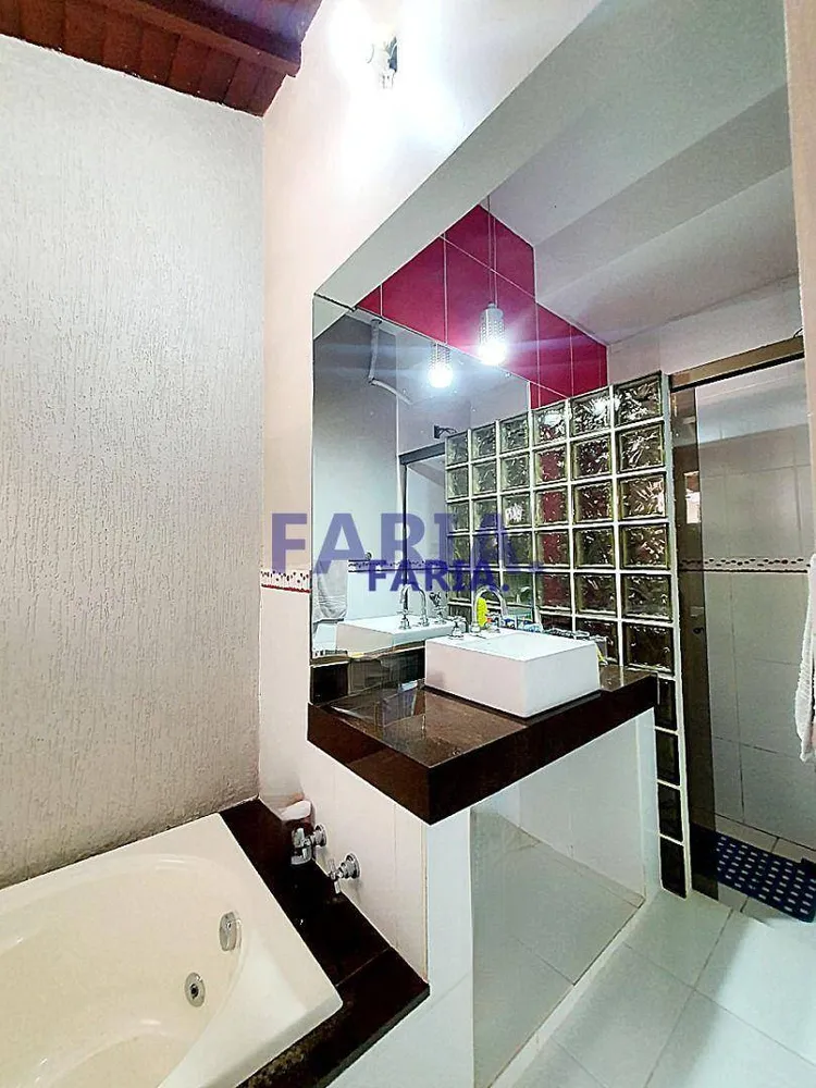 Casa, 4 quartos, 200 m² - Foto 12