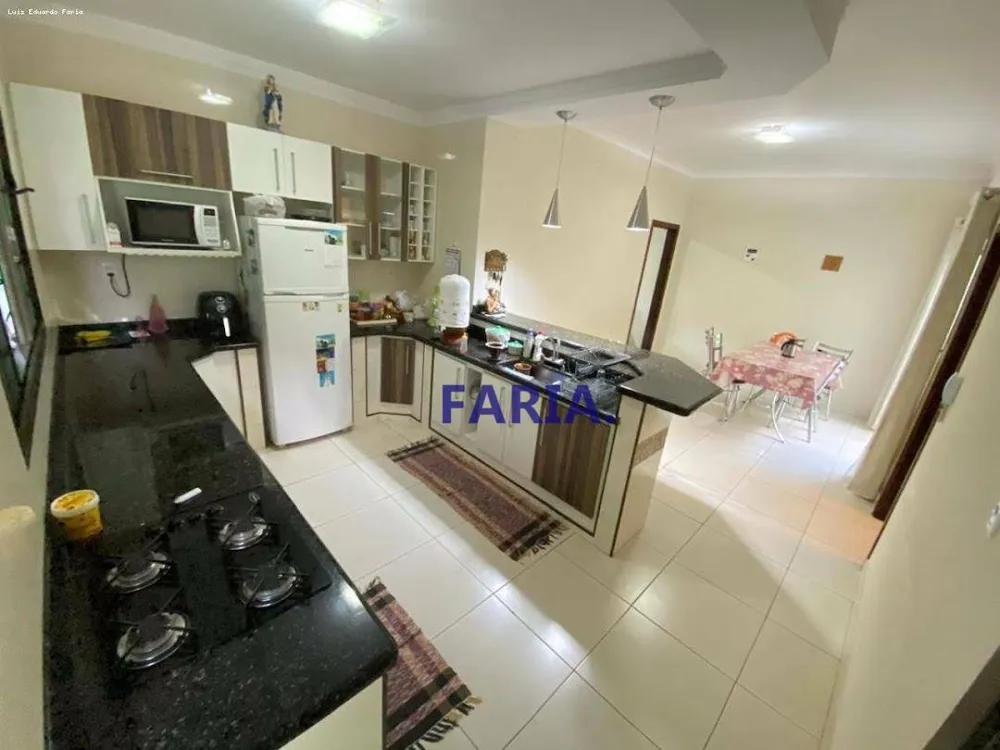 Casa, 3 quartos, 140 m² - Foto 8