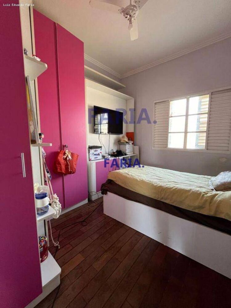 Casa, 7 quartos, 250 m² - Foto 12