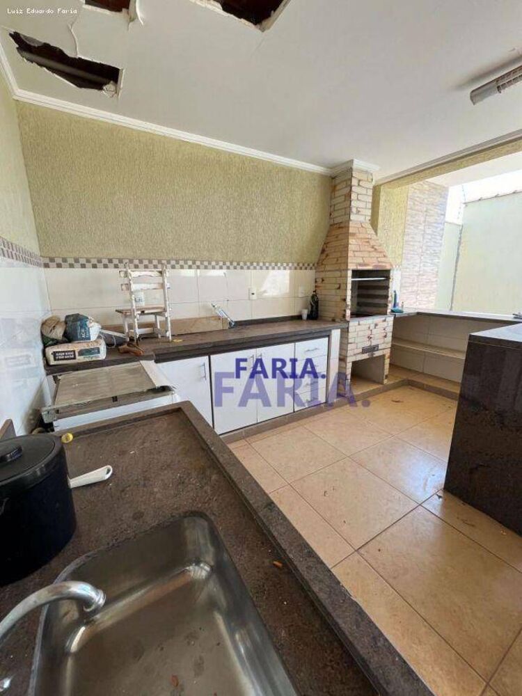 Casa, 7 quartos, 250 m² - Foto 15
