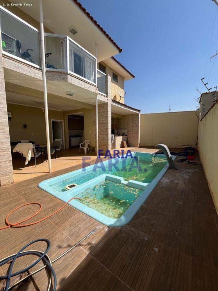 Casa, 7 quartos, 250 m² - Foto 17