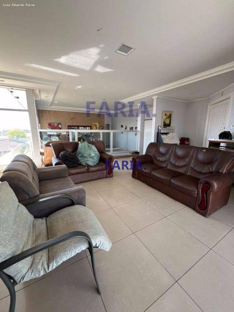 Casa, 7 quartos, 250 m² - Foto 3