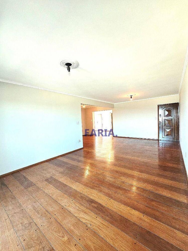 Apartamento, 5 quartos, 211 m² - Foto 3