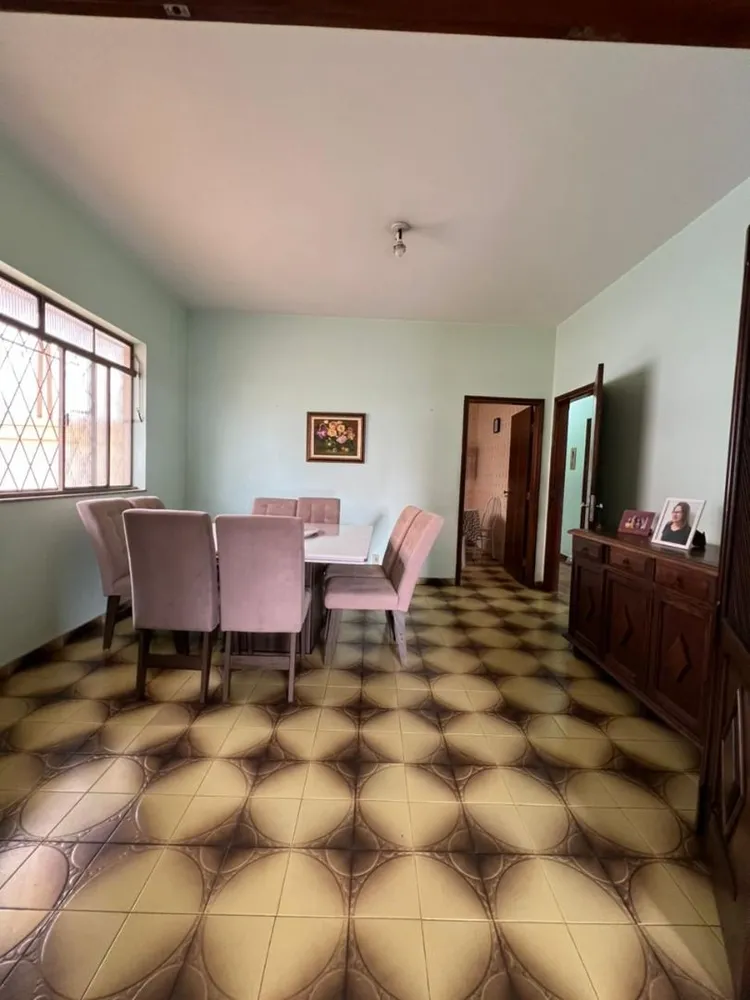 Casa, 5 quartos, 266 m² - Foto 3