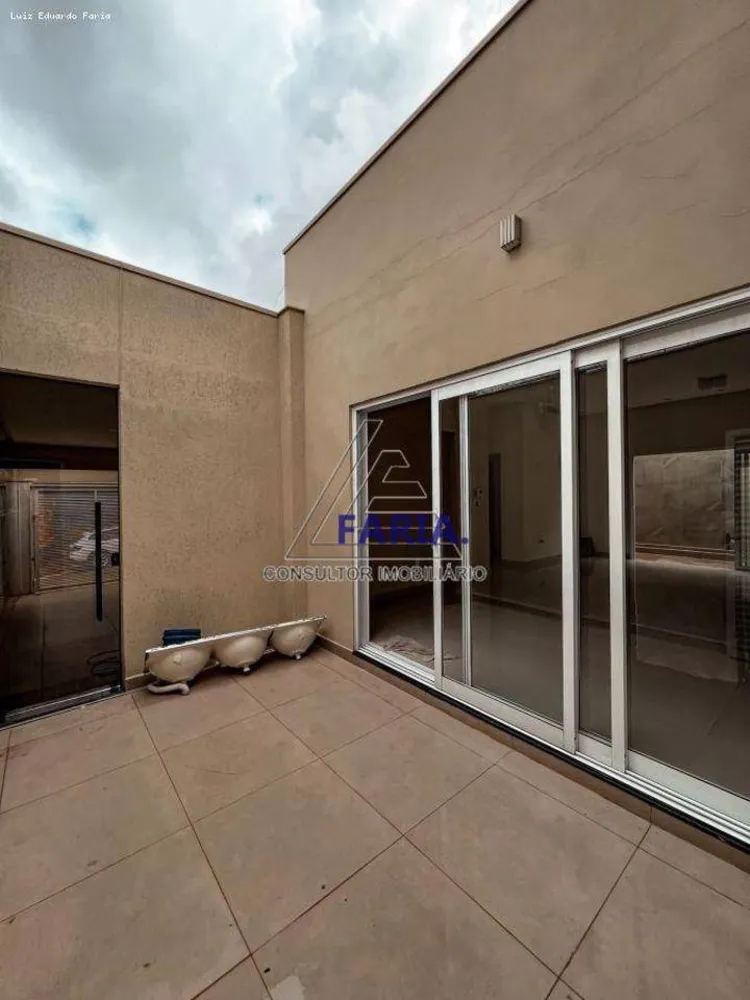 Casa, 3 quartos, 239 m² - Foto 13