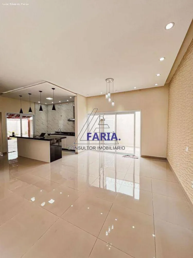Casa, 3 quartos, 239 m² - Foto 2
