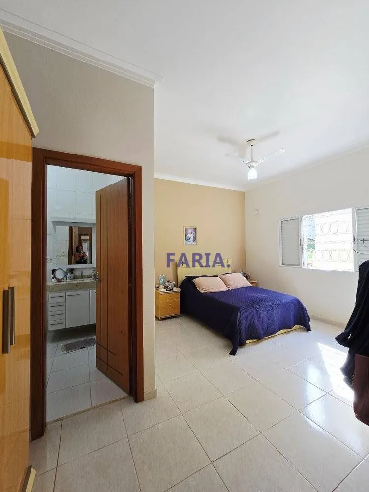 Casa, 4 quartos, 344 m² - Foto 8