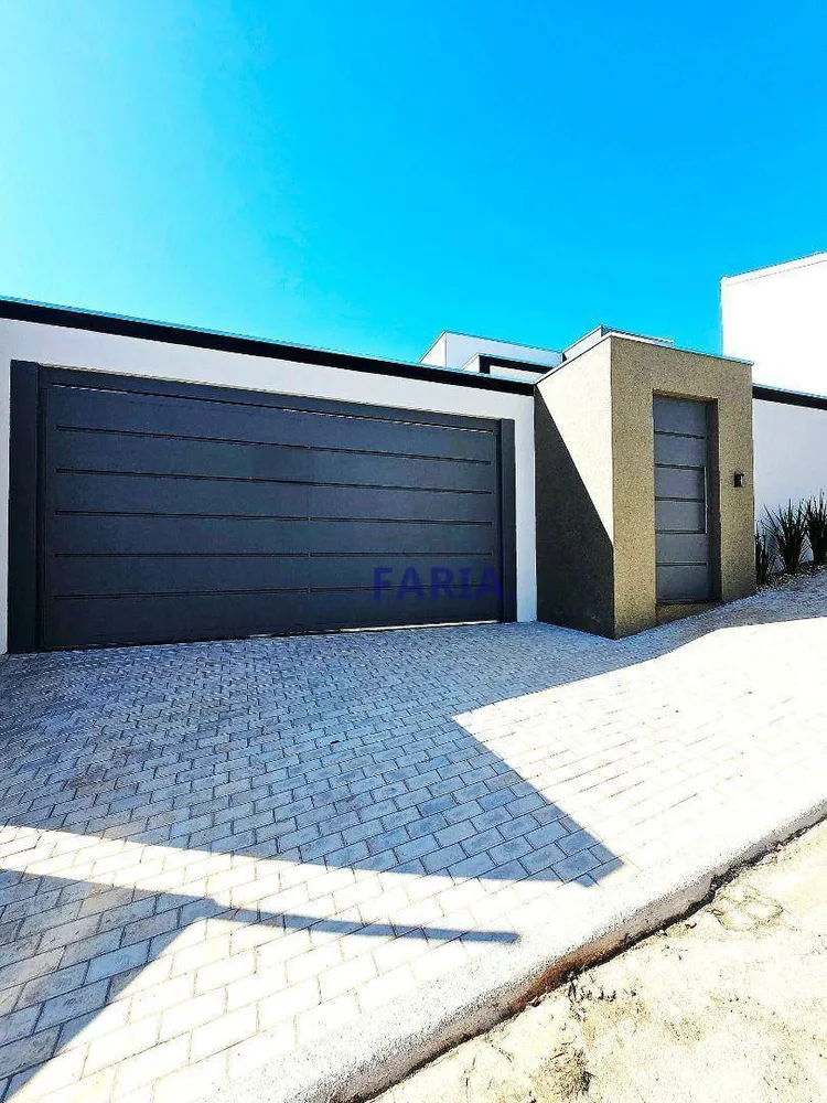 Casa, 3 quartos, 157 m² - Foto 1