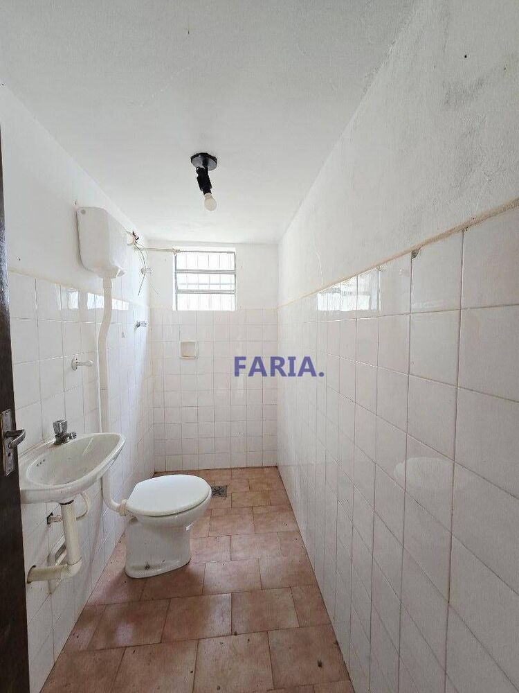 Casa à venda com 4 quartos, 152m² - Foto 3