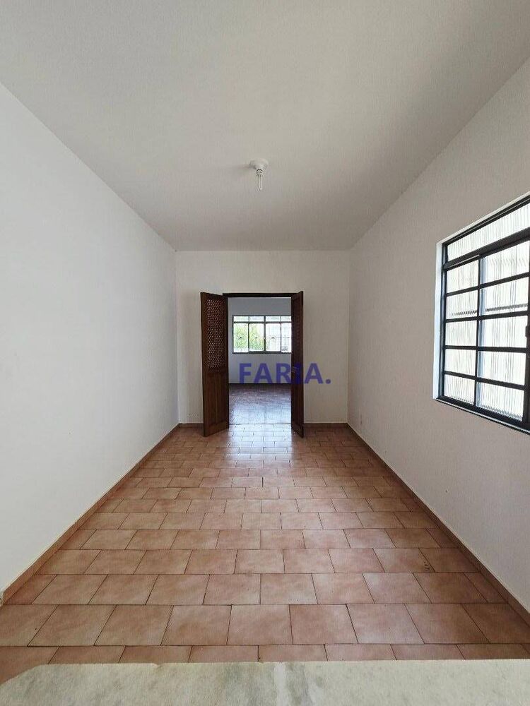 Casa à venda com 4 quartos, 152m² - Foto 5