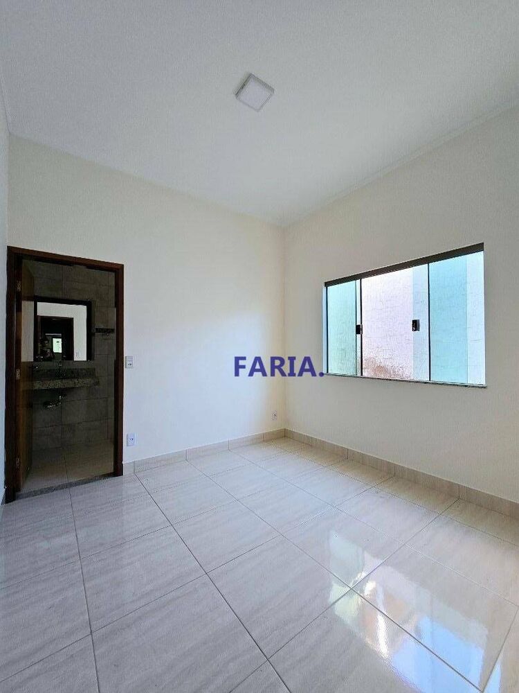 Casa à venda com 3 quartos, 103m² - Foto 3