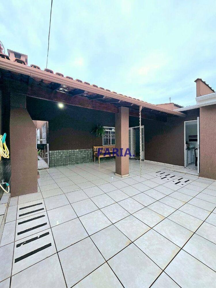 Casa, 4 quartos, 200 m² - Foto 2