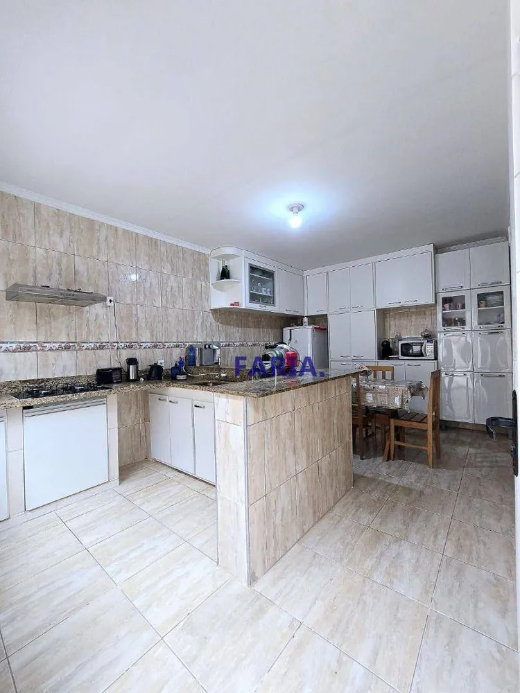 Casa, 4 quartos, 200 m² - Foto 5